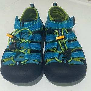 KEEN SHOES